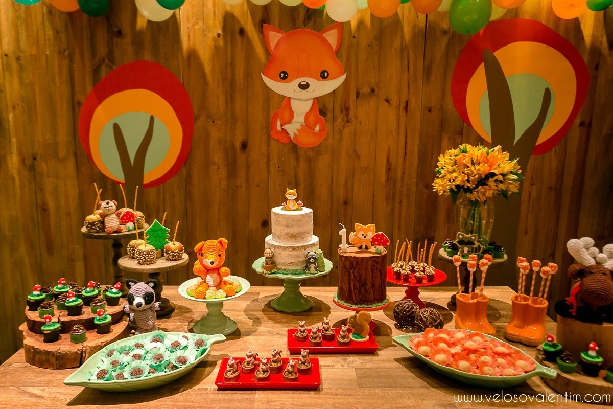 Ensaio Gestante Guará Brasília ao ar livre no parque casal céu azul cerrado