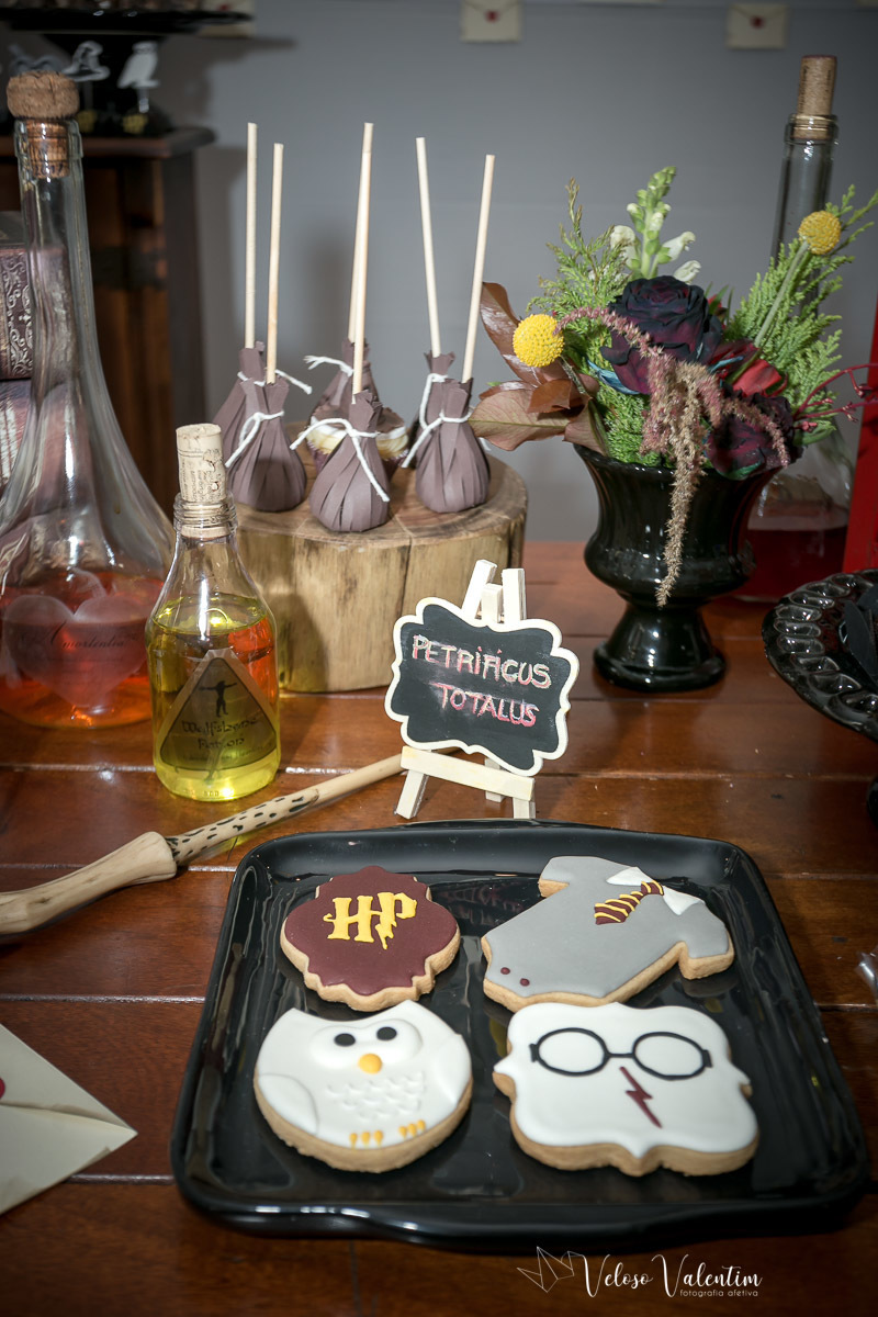 Festa infantil tema Harry Potter Brasília Papel e Tesoura 1 aninho decoração em papel 