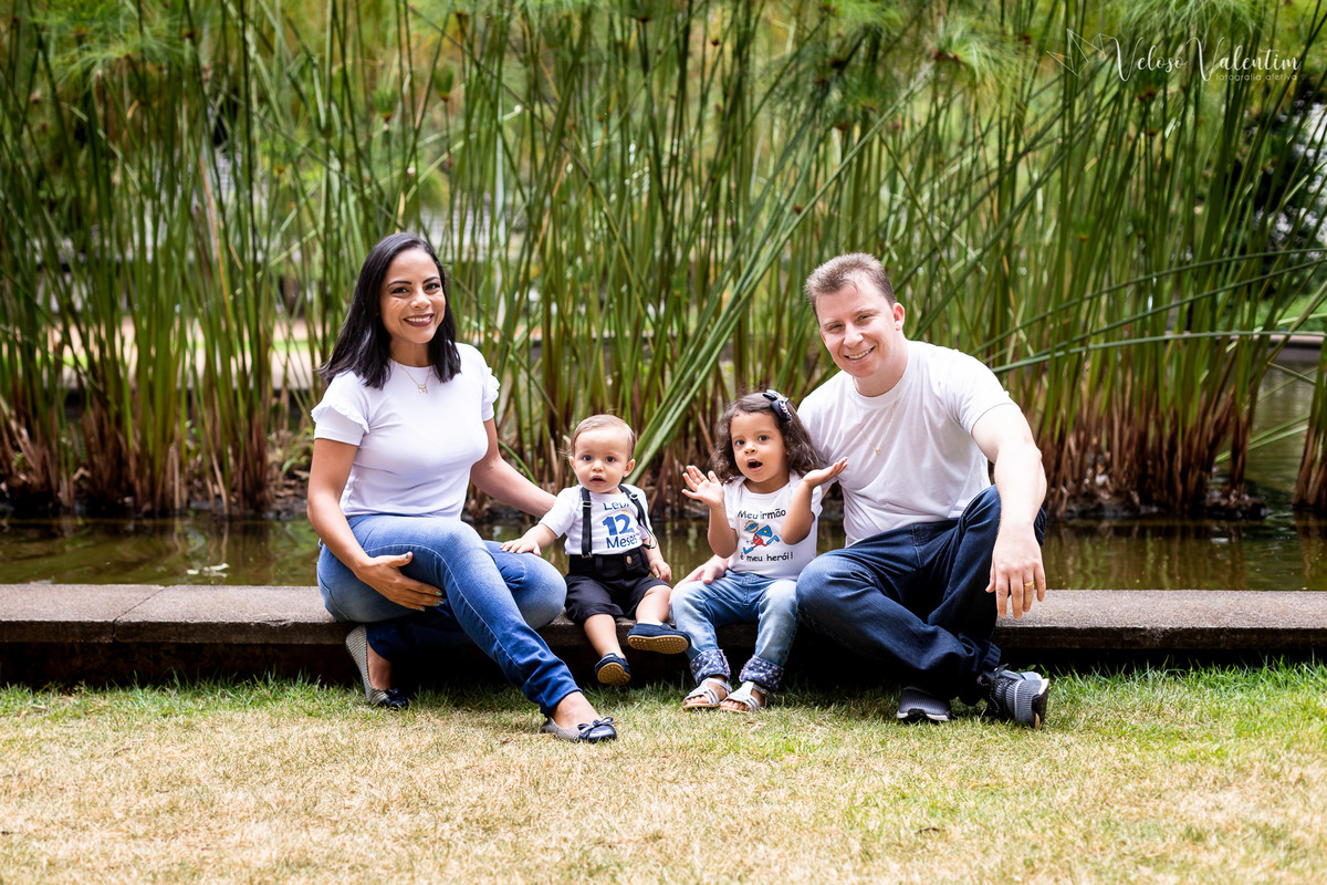 ensaio smash the cake com tinta, smash the paint, ensaio família, fotografia afetiva, quadra modelo 308 sul, Brasília DF. Poderoso Chefinho 
