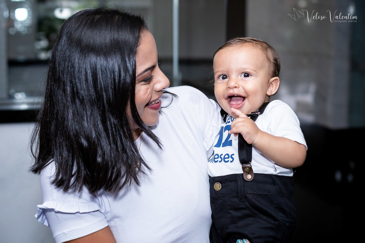 ensaio smash the cake com tinta, smash the paint, ensaio família, fotografia afetiva, quadra modelo 308 sul, Brasília DF. 