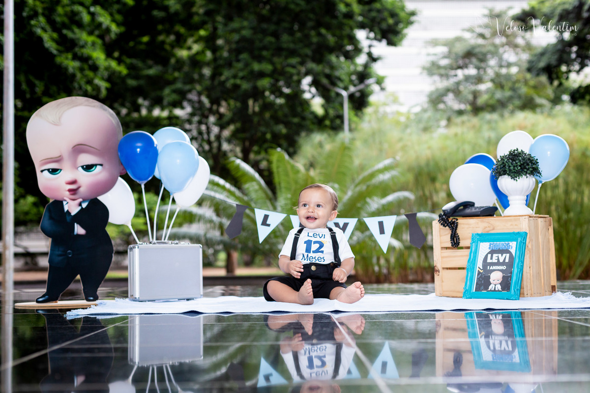 ensaio smash the cake com tinta, smash the paint, ensaio família, fotografia afetiva, quadra modelo 308 sul, Brasília DF. 