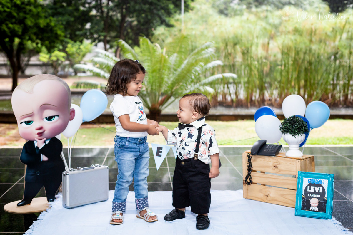 ensaio smash the cake com tinta, smash the paint, ensaio família, fotografia afetiva, quadra modelo 308 sul, Brasília DF. Poderoso Chefinho 
