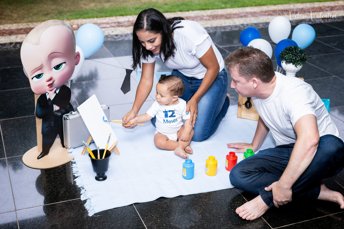 ensaio smash the cake com tinta, smash the paint, ensaio família, fotografia afetiva, quadra modelo 308 sul, Brasília DF. Poderoso Chefinho 