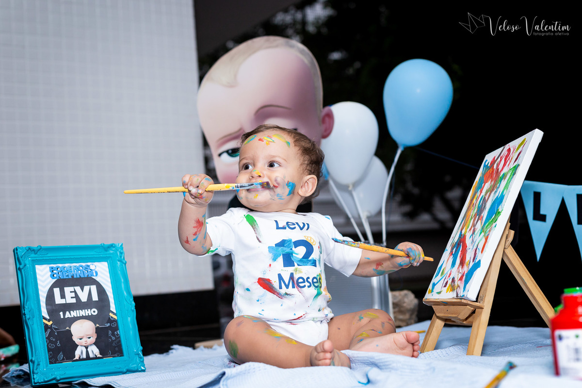 ensaio smash the cake com tinta, smash the paint, ensaio família, fotografia afetiva, quadra modelo 308 sul, Brasília DF. Poderoso Chefinho 