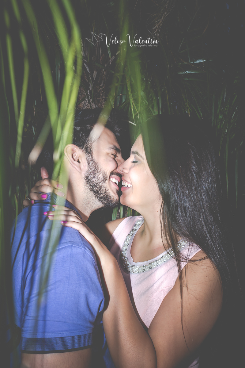 ensaio casal romântico Praça dos Cristais Brasília DF fotografia book pré wedding noivado