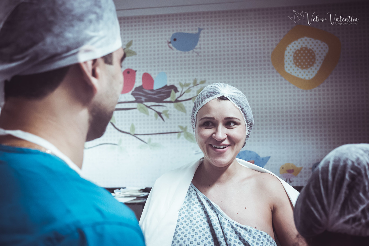 vídeo de parto cesárea humanizada hospital Santa Lúcia Obstetra Rachel Reis fotografia de parto FIV