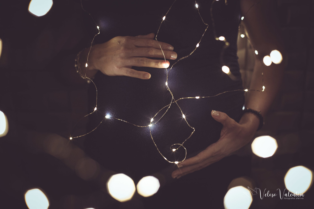 Ensaio gestante book grávida Brasília DF fotografia gravidez família em casa Veloso Valentim Fotografia Afetiva 
