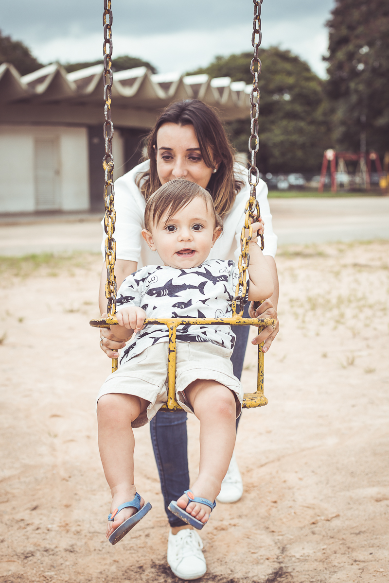 ensaio família book família ensaio 1 aninho parquinho Brasília DF foguete Ana Lídia fotografia lifestyle cotidiano ao ar livre veloso valentim