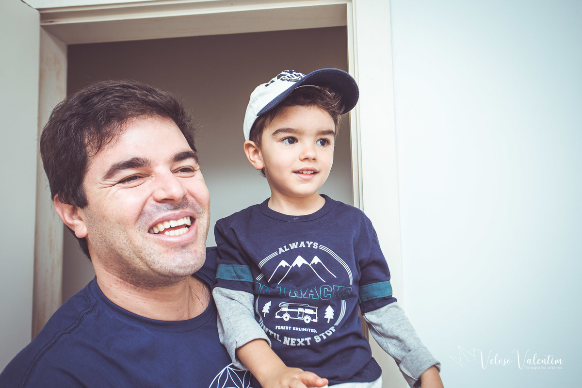 ensaio família em casa bebê irmão mais velho apartamento fotografia de família book família Brasília DF avós papai e mamãe