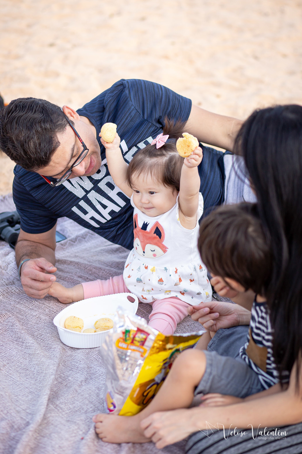 ensaio acompanhamento do primeiro ano do bebê Laura 9 meses ensaio externo ao ar livre com a família  parque de Taguatinga Brasília DF parquinho picnic 