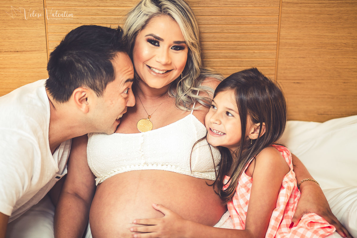 ensaio gestante ao em hotel ensaio gestente sensual book gestante foto de grávida Veloso Valentim fotografia afetiva Brasília DF fotógrafo família completa