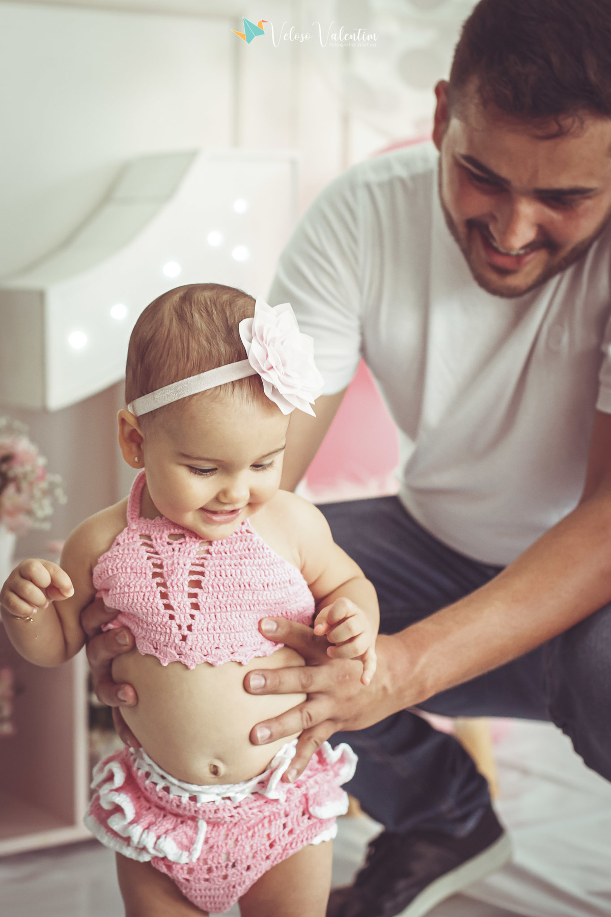 ensaio smash the cake, 1 aninho, primeiro ano, ensaio infantil, ensaio bebê, Brasília DF, book infantil, foto de família, ensaio com bolo, ensaio menina, ensaio rosa, fotógrafo de brasília, parabéns para você, feliz aniversário