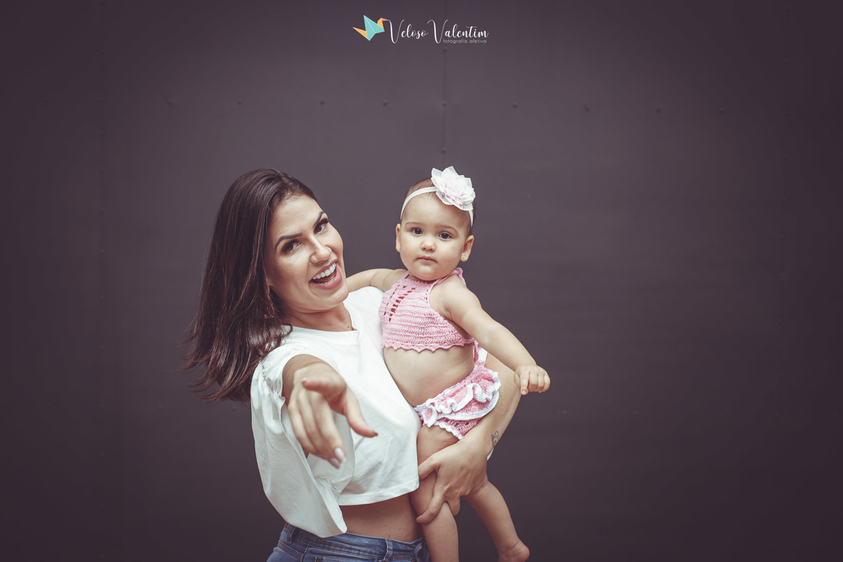 ensaio smash the cake, 1 aninho, primeiro ano, ensaio infantil, ensaio bebê, Brasília DF, book infantil, foto de família, ensaio com bolo, ensaio menina, ensaio rosa, fotógrafo de brasília, parabéns para você, feliz aniversário