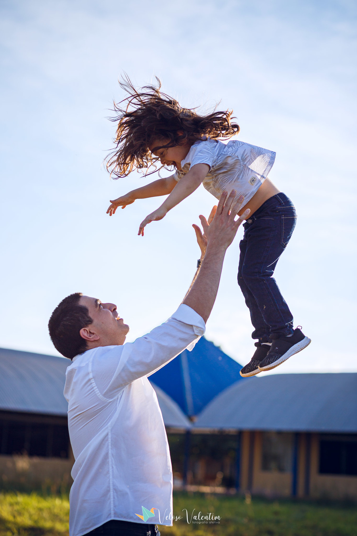 ensaio família, ensaio ao ar livre, campo de trigo, lavanda, plantação, book família, ensaio feminino, ensaio casal, fotógrafo de Brasília, mães de Brasília, upis campos II, cerrado, Veloso Valentim fotografia, Brasília DF, retrato de família