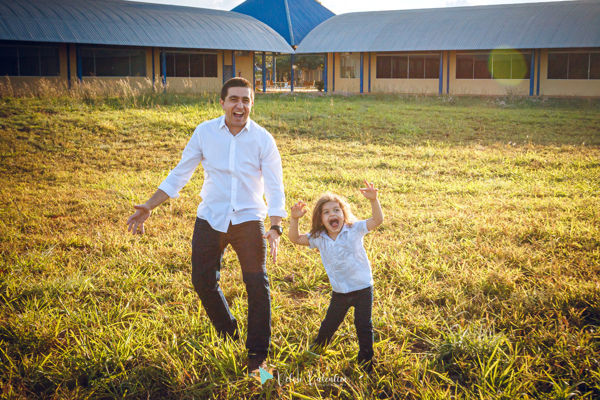 ensaio família, ensaio ao ar livre, campo de trigo, lavanda, plantação, book família, ensaio feminino, ensaio casal, fotógrafo de Brasília, mães de Brasília, upis campos II, cerrado, Veloso Valentim fotografia, Brasília DF, retrato de família