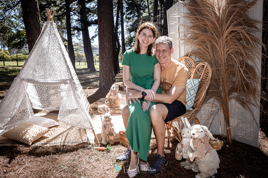 ensaio páscoa família parque da cidade Brasília ar livre picnic piquenique festa casal senda cadeira tenda de renda boho