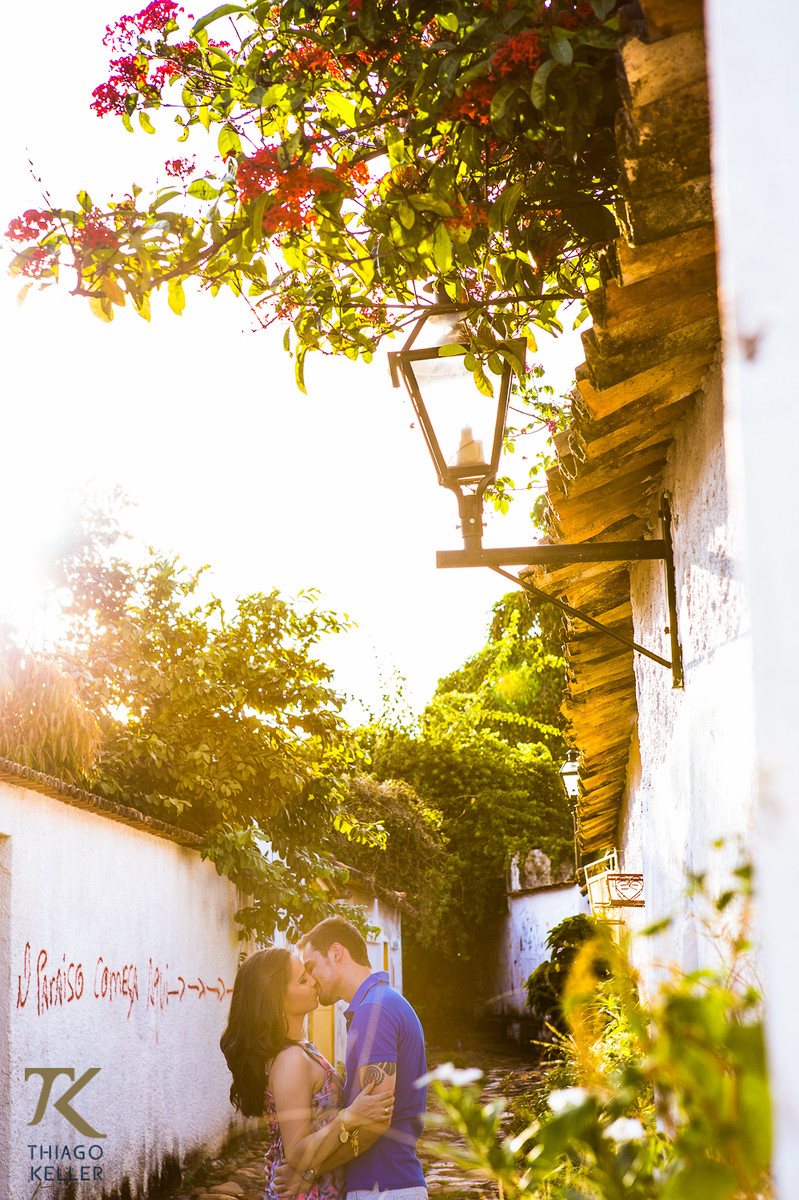 Prévia de casal romântica realizada na cidade de Paracatu, Minas Gerais com o casal Sabrina e Alisson.