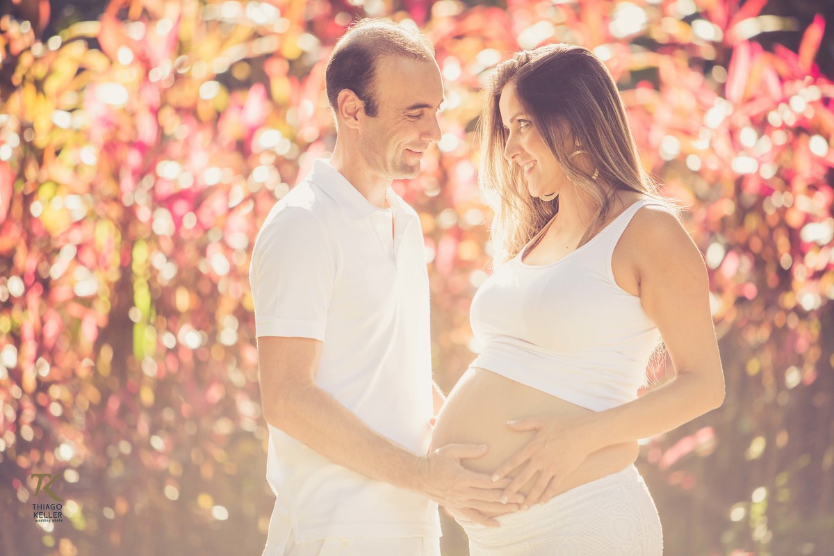 Ensaio fotográfico de gestante realizado em Inhotim, na cidade de Brumadinho, região conhecida como Grande BH.