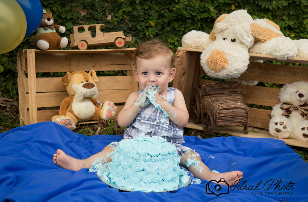 Smash the cake, fotografa Joselaine Benfatto Ideal Photo, Praia Grande - SC.