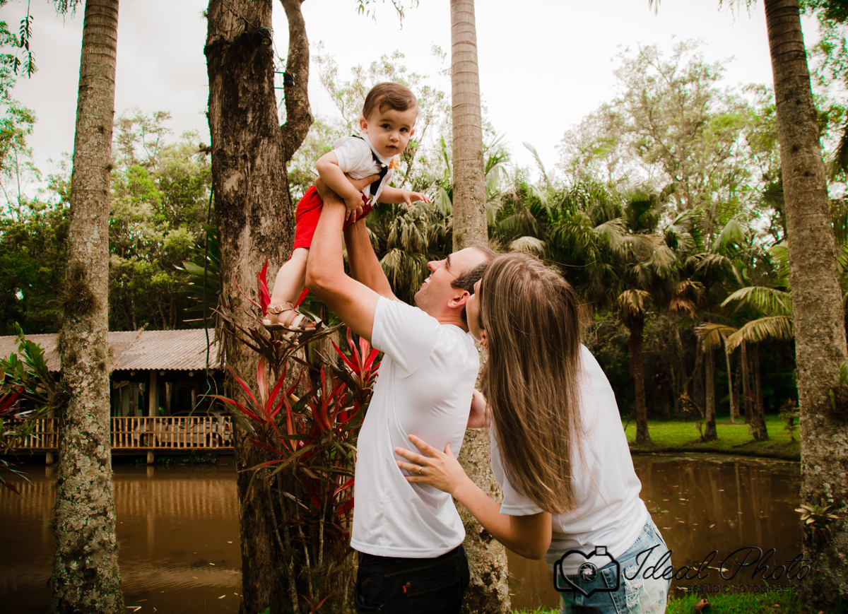 Smash the cake, fotografa Joselaine Benfatto Ideal Photo, Praia Grande - SC.