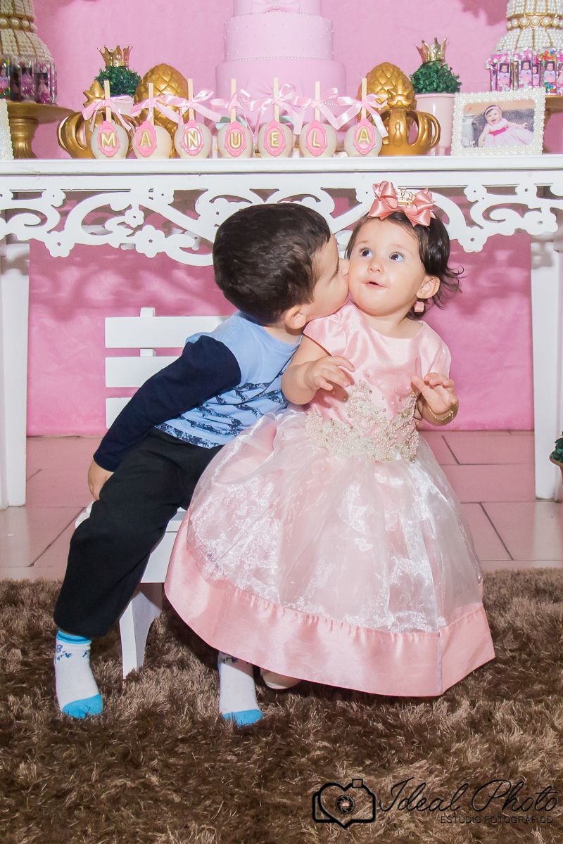 Aniversários, formaturas, retratos, eventos, ensaios, newborn, kids, bebes, acompanhamento em sao joão do sul e praia grande-sc anexo ao estúdio mais vida -Estúdio Fotográfico Ideal Photo por Joselaine Benfatto