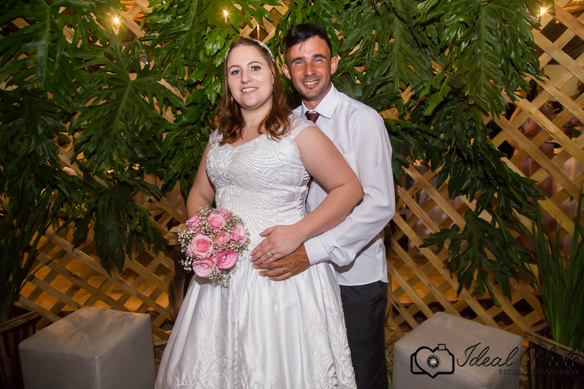 Aniversários, formaturas, retratos, eventos, ensaios, newborn, kids, bebes, acompanhamento em sao joão do sul e praia grande-sc anexo ao estúdio mais vida -Estúdio Fotográfico Ideal Photo por Joselaine Benfatto