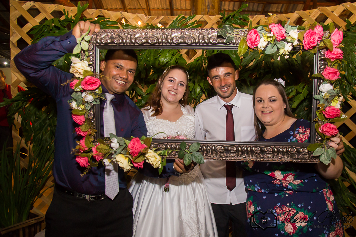 Aniversários, formaturas, retratos, eventos, ensaios, newborn, kids, bebes, acompanhamento em sao joão do sul e praia grande-sc anexo ao estúdio mais vida -Estúdio Fotográfico Ideal Photo por Joselaine Benfatto