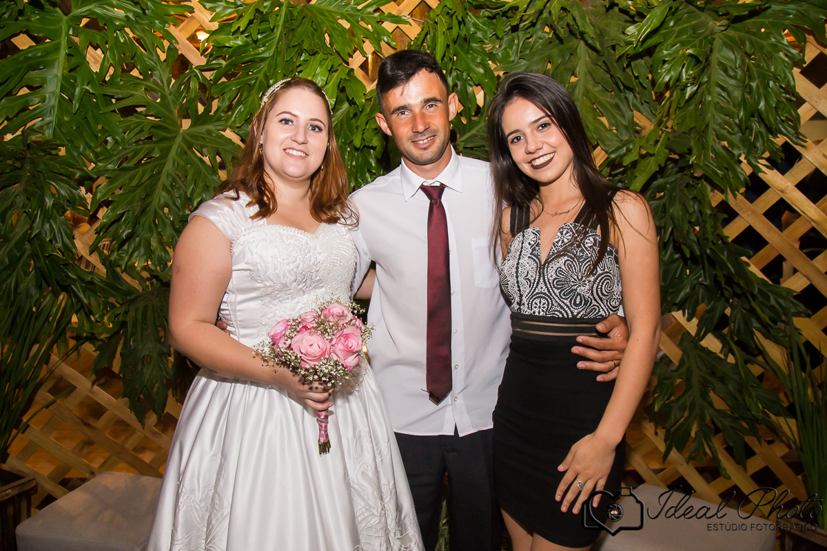 Aniversários, formaturas, retratos, eventos, ensaios, newborn, kids, bebes, acompanhamento em sao joão do sul e praia grande-sc anexo ao estúdio mais vida -Estúdio Fotográfico Ideal Photo por Joselaine Benfatto