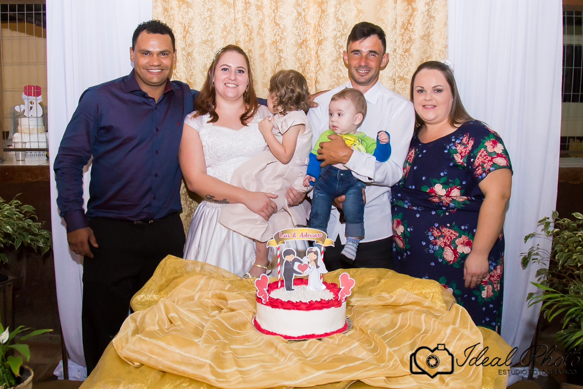 Aniversários, formaturas, retratos, eventos, ensaios, newborn, kids, bebes, acompanhamento em sao joão do sul e praia grande-sc anexo ao estúdio mais vida -Estúdio Fotográfico Ideal Photo por Joselaine Benfatto