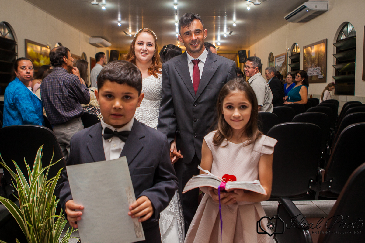 Aniversários, formaturas, retratos, eventos, ensaios, newborn, kids, bebes, acompanhamento em sao joão do sul e praia grande-sc anexo ao estúdio mais vida -Estúdio Fotográfico Ideal Photo por Joselaine Benfatto