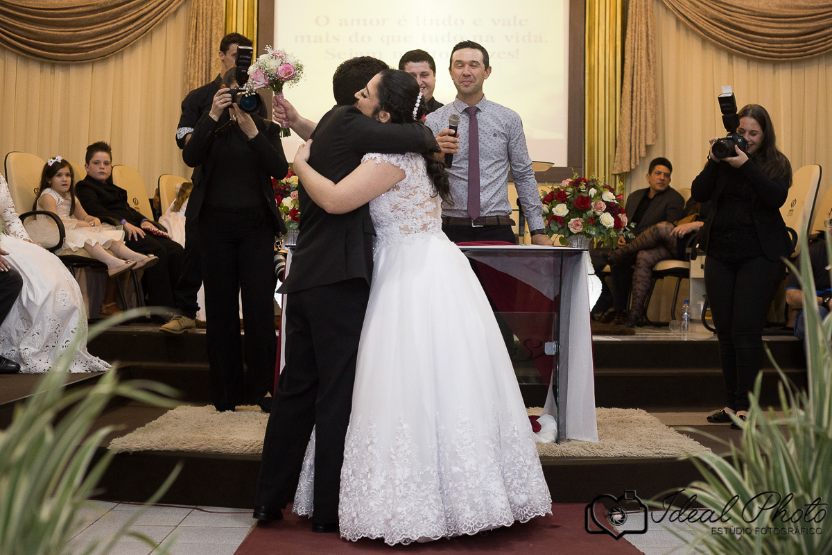 Aniversários, formaturas, retratos, eventos, ensaios, newborn, kids, bebes, acompanhamento em sao joão do sul e praia grande-sc anexo ao estúdio mais vida -Estúdio Fotográfico Ideal Photo por Joselaine Benfatto