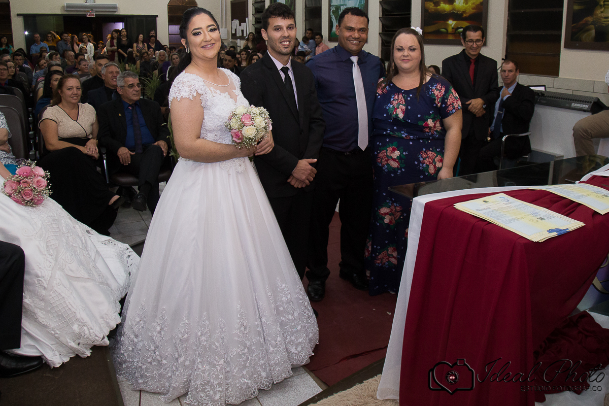 Aniversários, formaturas, retratos, eventos, ensaios, newborn, kids, bebes, acompanhamento em sao joão do sul e praia grande-sc anexo ao estúdio mais vida -Estúdio Fotográfico Ideal Photo por Joselaine Benfatto