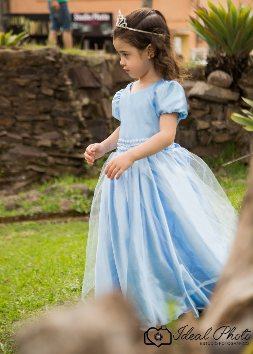 Aniversários, formaturas, retratos, eventos, ensaios, newborn, kids, bebes, acompanhamento em sao joão do sul e praia grande-sc anexo ao estúdio mais vida -Estúdio Fotográfico Ideal Photo por Joselaine Benfatto