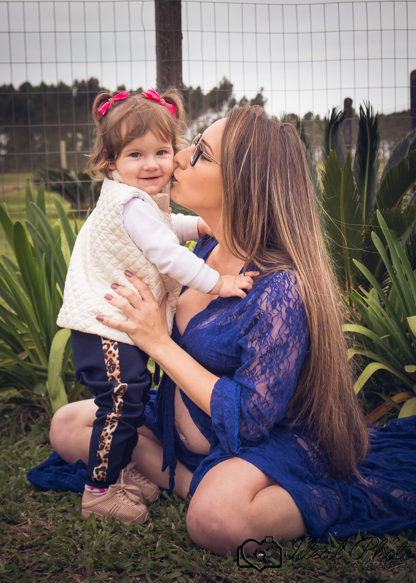 Aniversários, formaturas, retratos, eventos, ensaios, newborn, kids, bebes, acompanhamento em sao joão do sul e praia grande-sc anexo ao estúdio mais vida -Estúdio Fotográfico Ideal Photo por Joselaine Benfatto