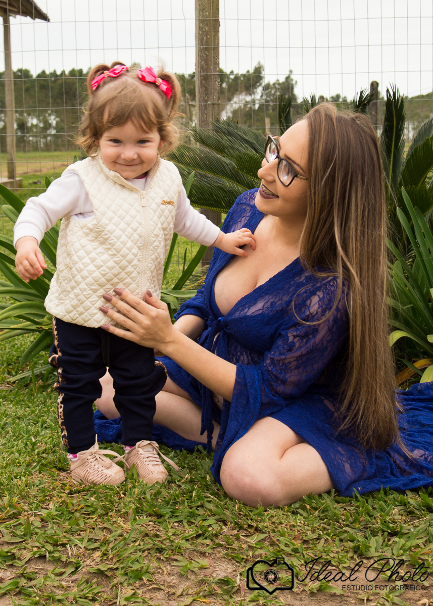 Aniversários, formaturas, retratos, eventos, ensaios, newborn, kids, bebes, acompanhamento em sao joão do sul e praia grande-sc anexo ao estúdio mais vida -Estúdio Fotográfico Ideal Photo por Joselaine Benfatto