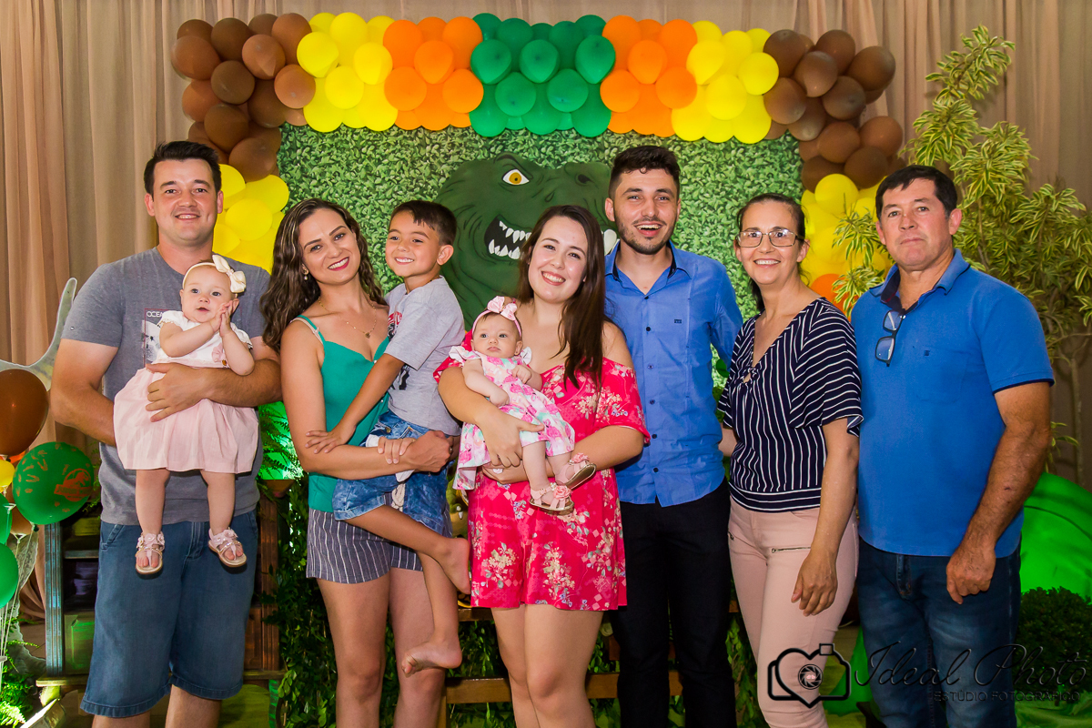 Aniversários, formaturas, retratos, eventos, ensaios, newborn, kids, bebes, acompanhamento em sao joao do sul e praia grande-sc-Estúdio Fotográfico Ideal Photo por Joselaine Benfatto