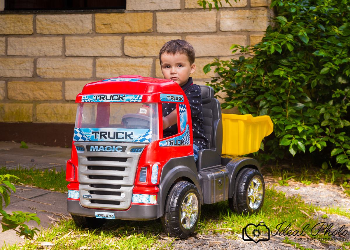 Aniversários, formaturas, retratos, eventos, ensaios, newborn, kids, bebes, acompanhamento em sao joao do sul e praia grande-sc-Estúdio Fotográfico Ideal Photo por Joselaine BenfattoAniversários, formaturas, retratos, eventos, ensaios, newborn, kids, bebe