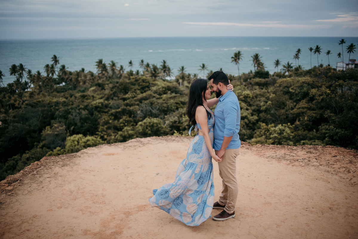 praia de coqueirinho, ensaio casal, pré wedding, pré casamento, João Pessoa, fotografo de casamento, fotos espontâneas, fotos de casal, dedo de deus