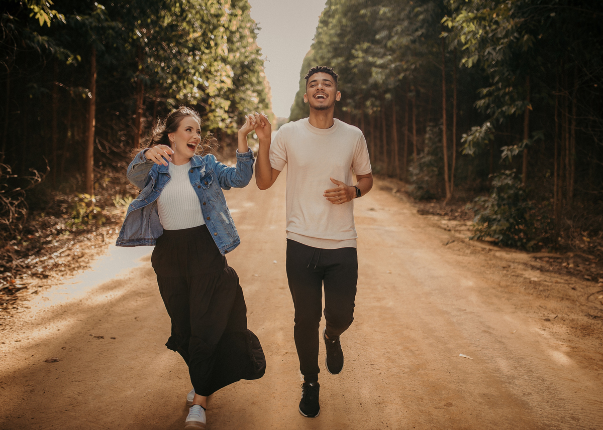 Eucaliptos de Lucena, Eucaliptos Br 101, ensaio casal, ensaio pré wedding, barra de gramame, fotos de casal no campo, fotos de pré wedding na praia, por do sol,