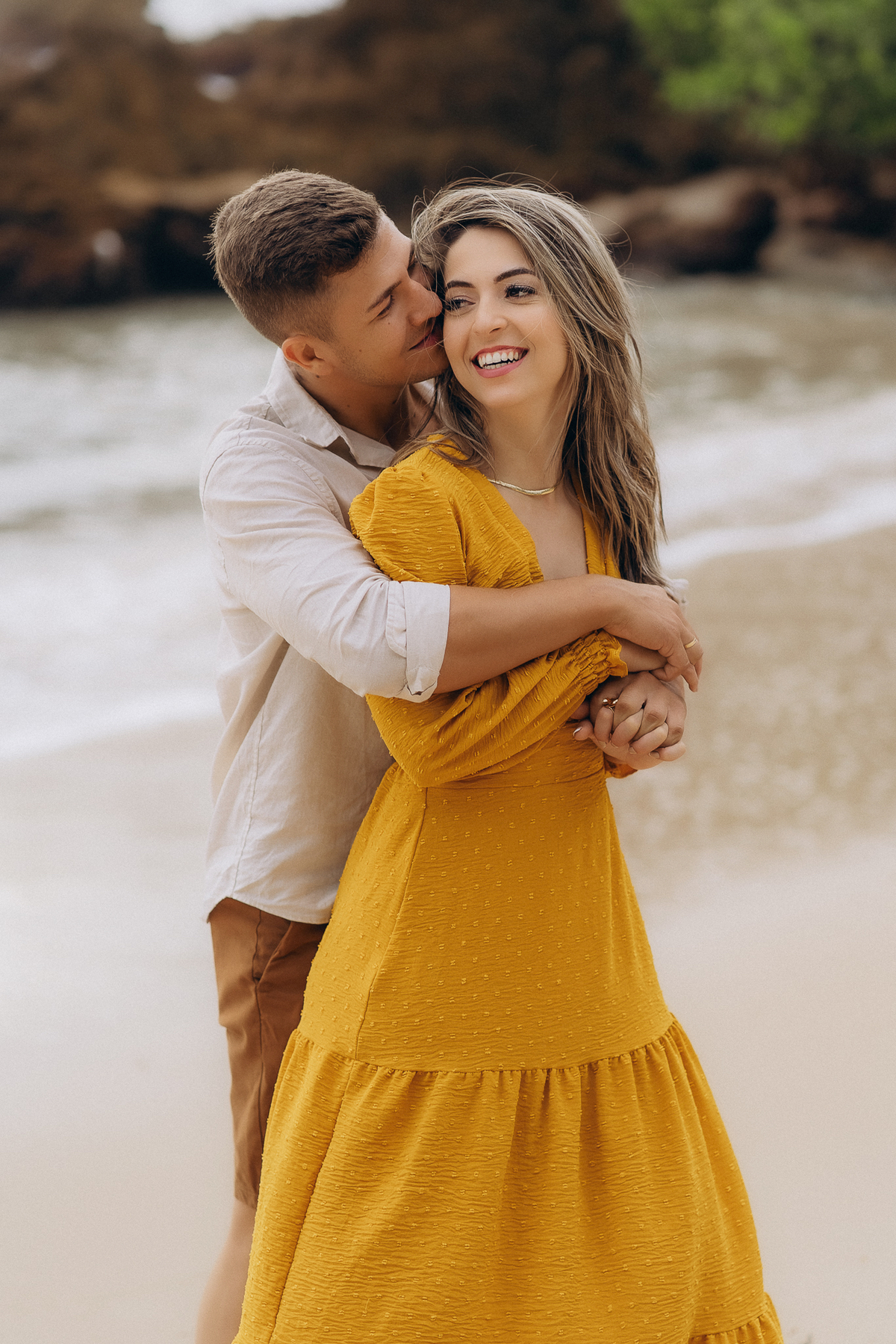 pré wedding, praia de tambaba, ensaio casal praia de tambaba, fotos ao nascer do sol, João Pessoa, litoral sul da paraíba, fotos espontâneas, fotos de pré wedding na praia, pra de coqueirinho,