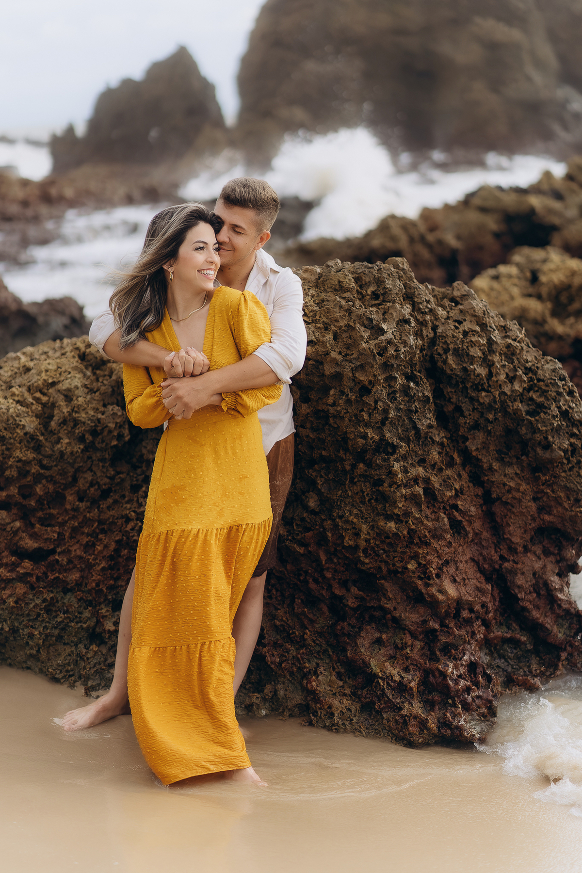 pré wedding, praia de tambaba, ensaio casal praia de tambaba, fotos ao nascer do sol, João Pessoa, litoral sul da paraíba, fotos espontâneas, fotos de pré wedding na praia, pra de coqueirinho,