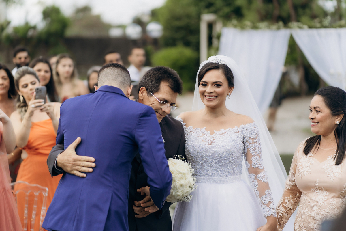 casamento de dia, lá tertulia, João Pessoa, entrada da noiva