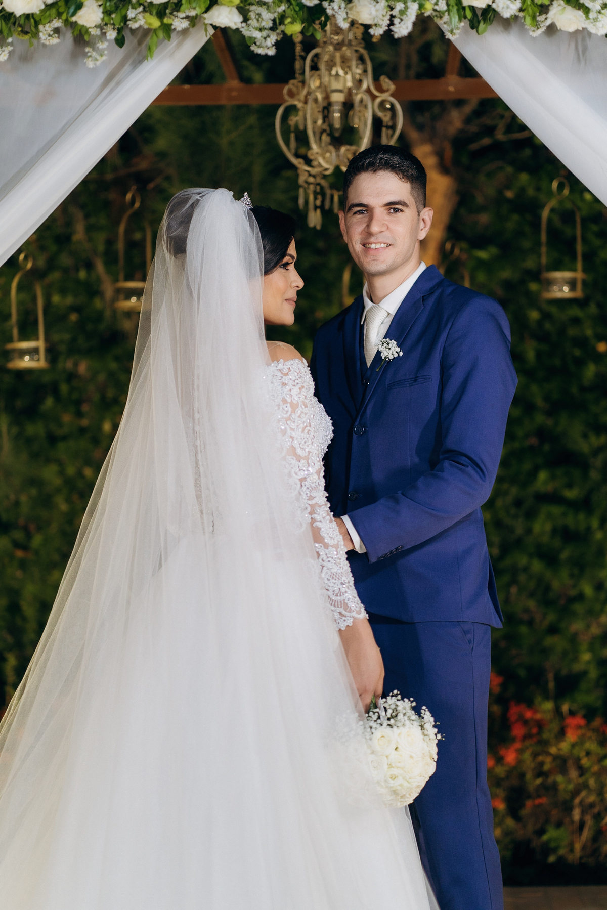 casamento de dia, lá tertulia, João Pessoa, Lá Tertulia recepções, beijo de casamento, saída dos noivos, retrato dos noivos