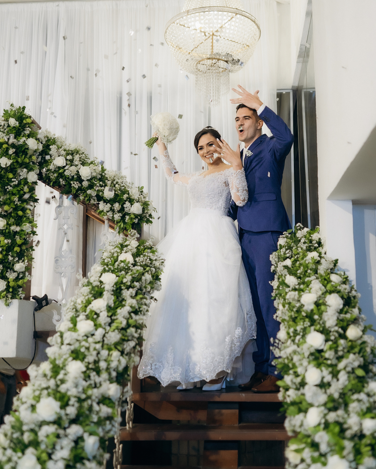 casamento de dia, lá tertulia, João Pessoa, Lá Tertulia recepções, beijo de casamento, saída dos noivos , fotos do casal, fotos da noiva, descida das noivas