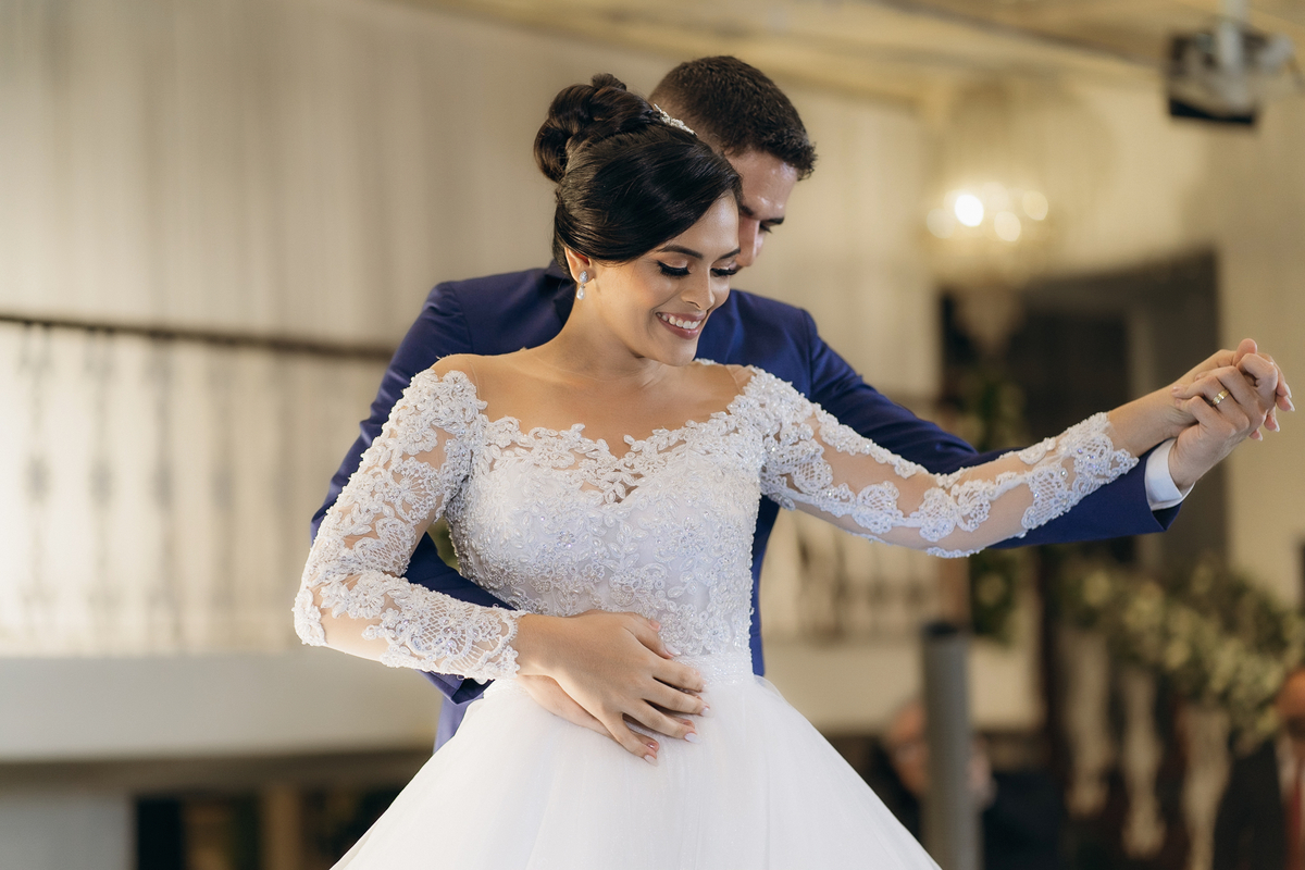 casamento de dia, lá tertulia, João Pessoa, Lá Tertulia recepções, beijo de casamento, saída dos noivos , fotos do casal, fotos da noiva, dança dos noivos,
