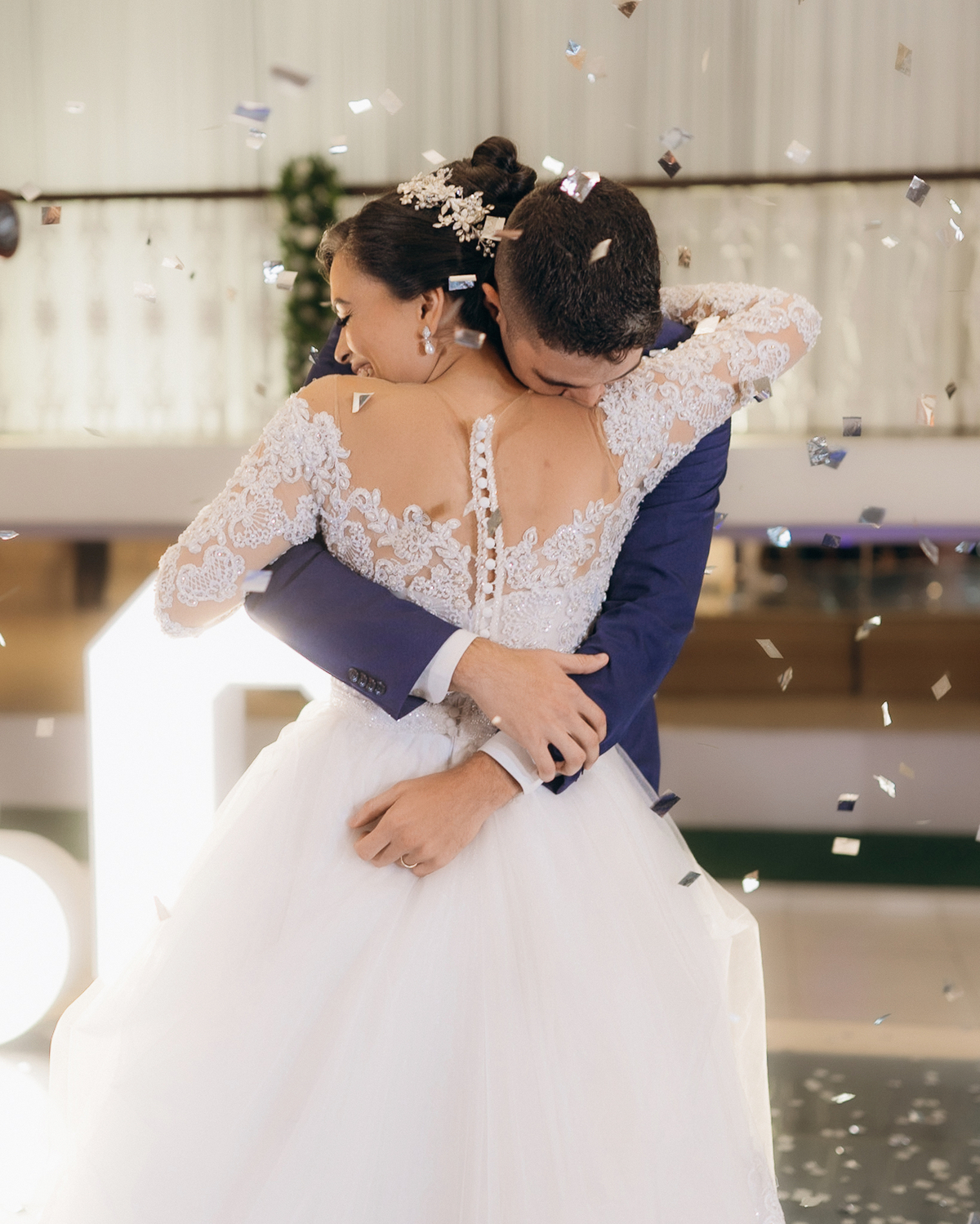 casamento de dia, lá tertulia, João Pessoa, Lá Tertulia recepções, beijo de casamento, saída dos noivos , fotos do casal, fotos da noiva, dança dos noivos,