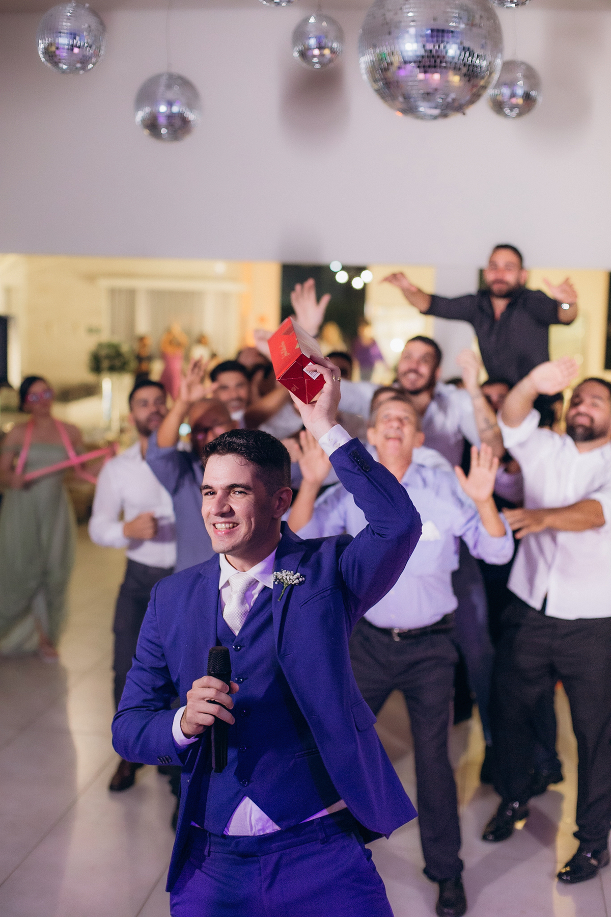 casamento de dia, lá tertulia, João Pessoa, Lá Tertulia recepções, beijo de casamento, saída dos noivos , fotos do casal, fotos da noiva, dança dos noivos, valsa dos noivos, festa de casamento,