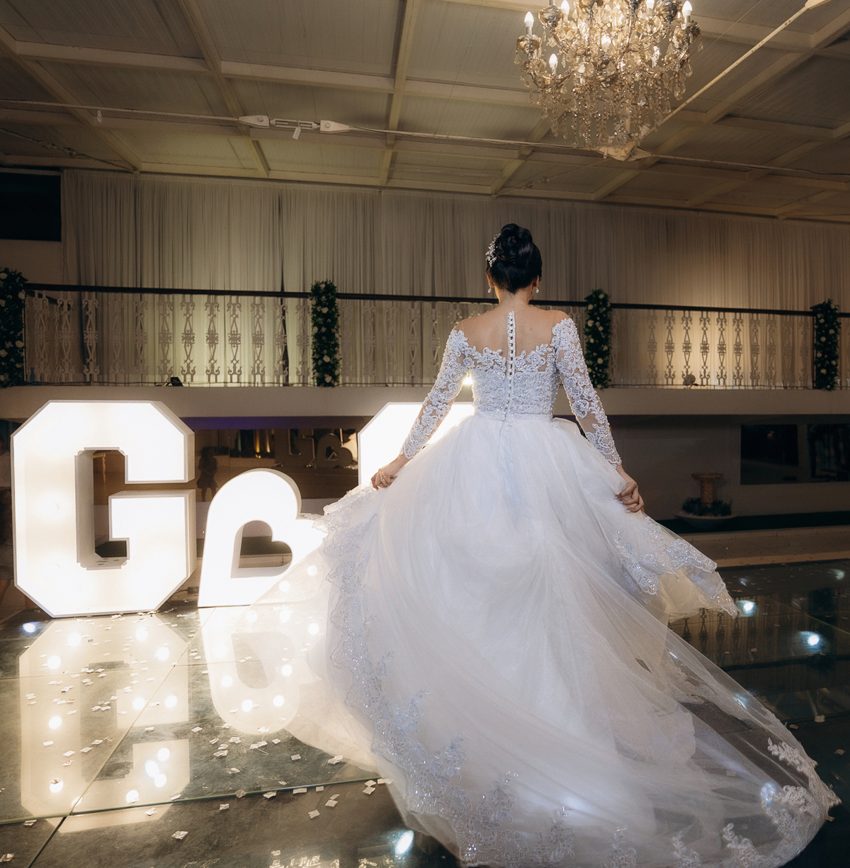 casamento de dia, lá tertulia, João Pessoa, Lá Tertulia recepções, beijo de casamento, saída dos noivos , fotos do casal, fotos da noiva, dança dos noivos, valsa dos noivos, festa de casamento,