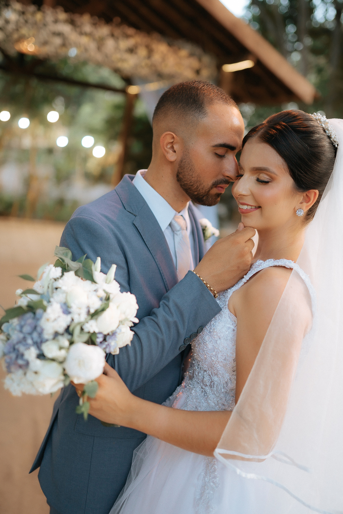 granja vitória, casamento de dia, casamento ao ar livre, fotos espontâneas, Santa Rita, João Pessoa, fotografo em João Pessoa, casamento no por do sol, Thais Mendonça cerimonialista, fotos criativas com padrinhos, fotos com os noivos, fotos da noiva,