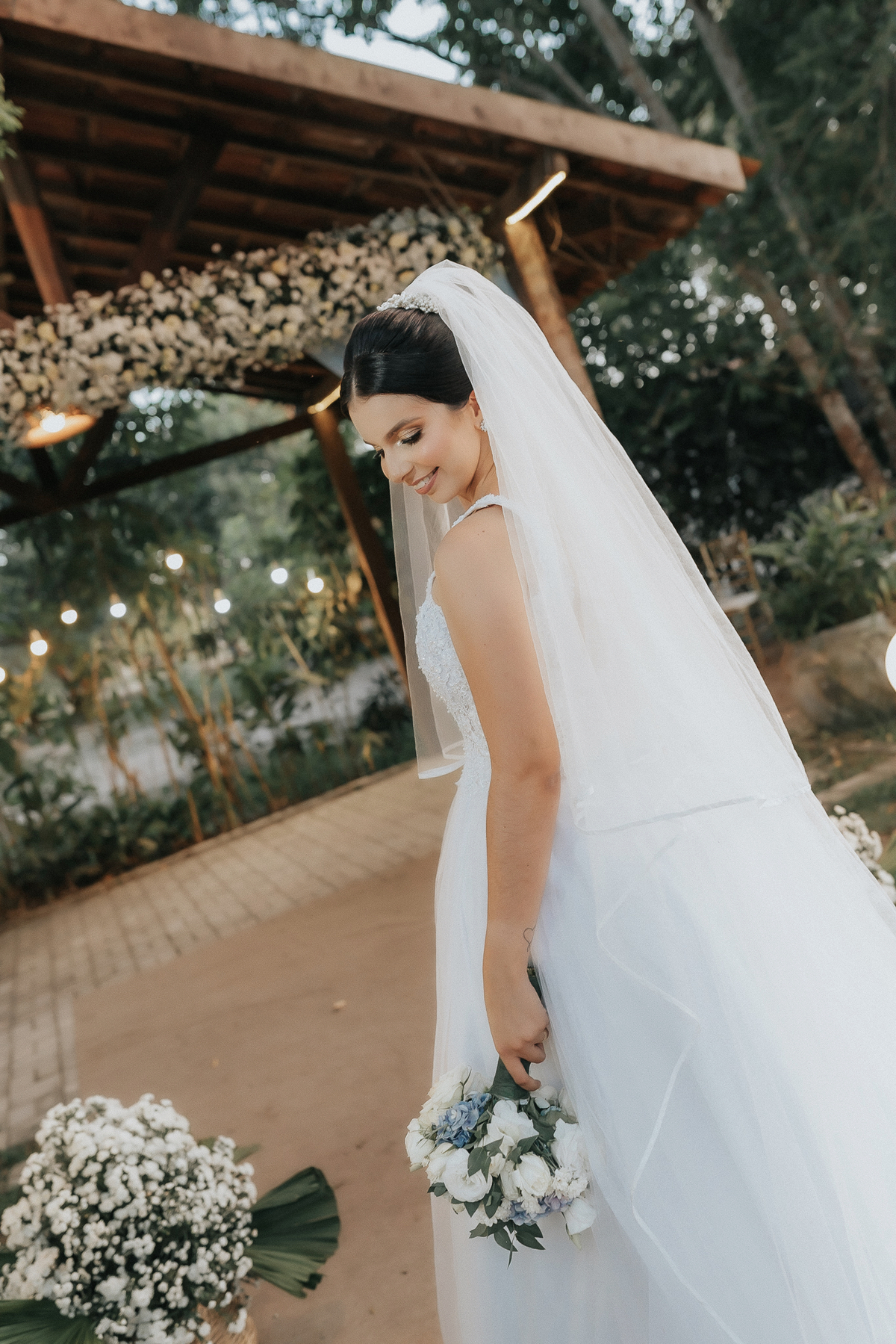 granja vitória, casamento de dia, casamento ao ar livre, fotos espontâneas, Santa Rita, João Pessoa, fotografo em João Pessoa, casamento no por do sol, Thais Mendonça cerimonialista, fotos criativas com padrinhos, fotos com os noivos, fotos da noiva,